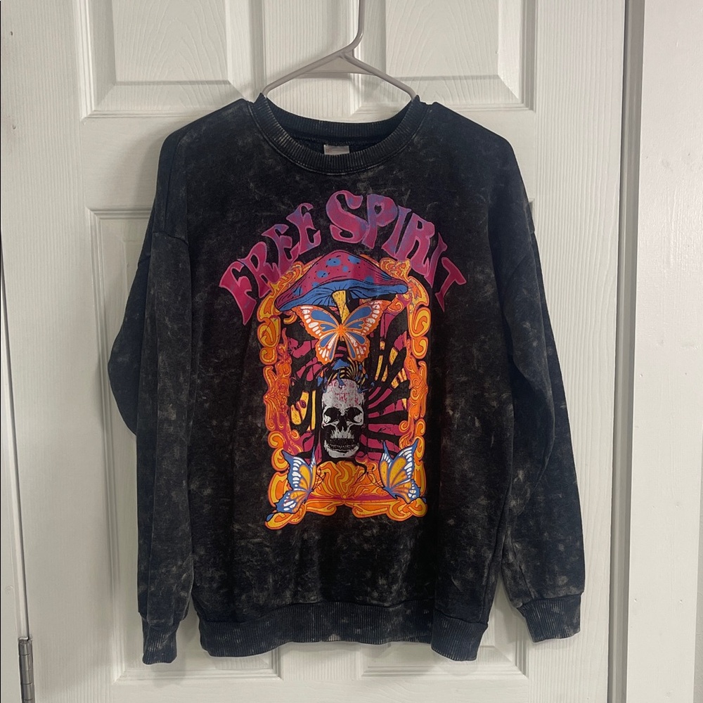 No Boundaries Black Graphic Crewneck Sweater